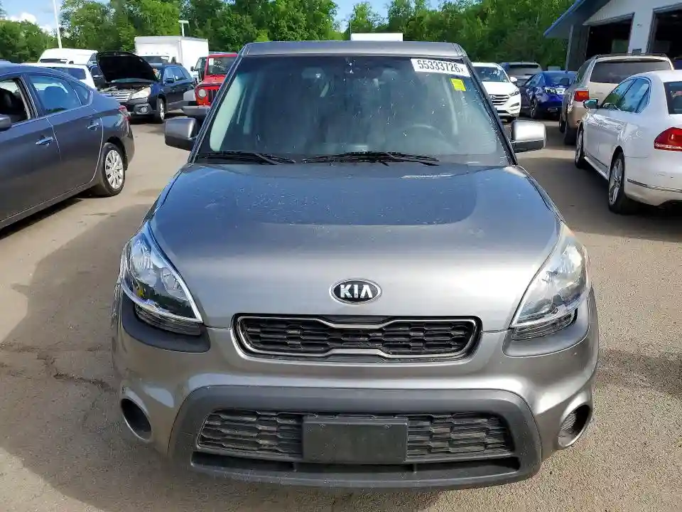 KNDJT2A50D7504529 2013 KIA SOUL-4