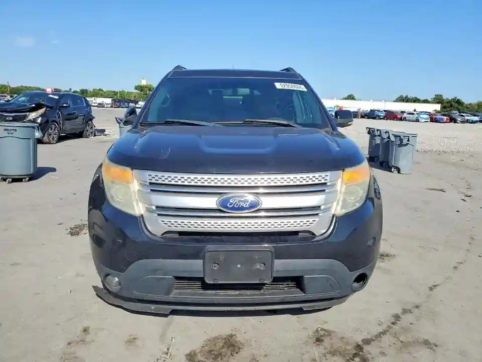 1FMHK7D83BGA64240 2011 FORD EXPLORER-4