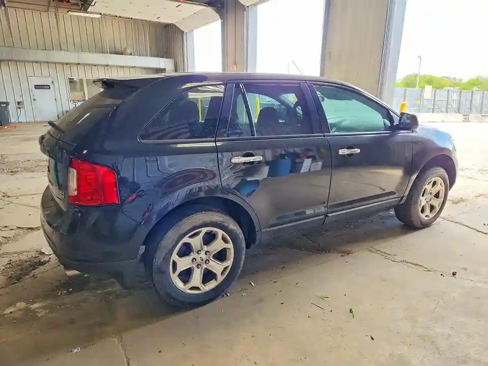 2FMDK4JCXBBA48131 2011 FORD EDGE-2