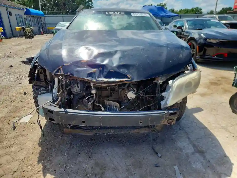 4T4BF3EK5BR191558 2011 TOYOTA CAMRY-4