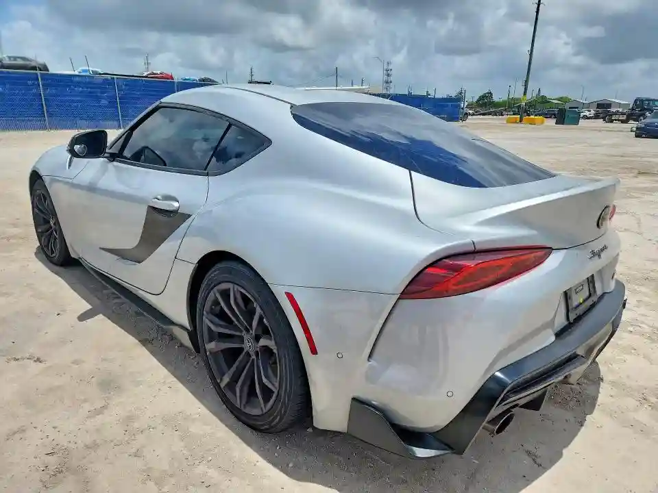 WZ1DB2C09NW049433 2022 TOYOTA GR SUPRA 2-1