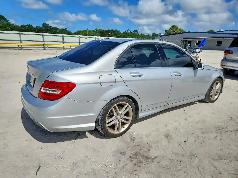 WDDGF4HB7EA964287 2014 MERCEDES-BENZ C-CLASS-2