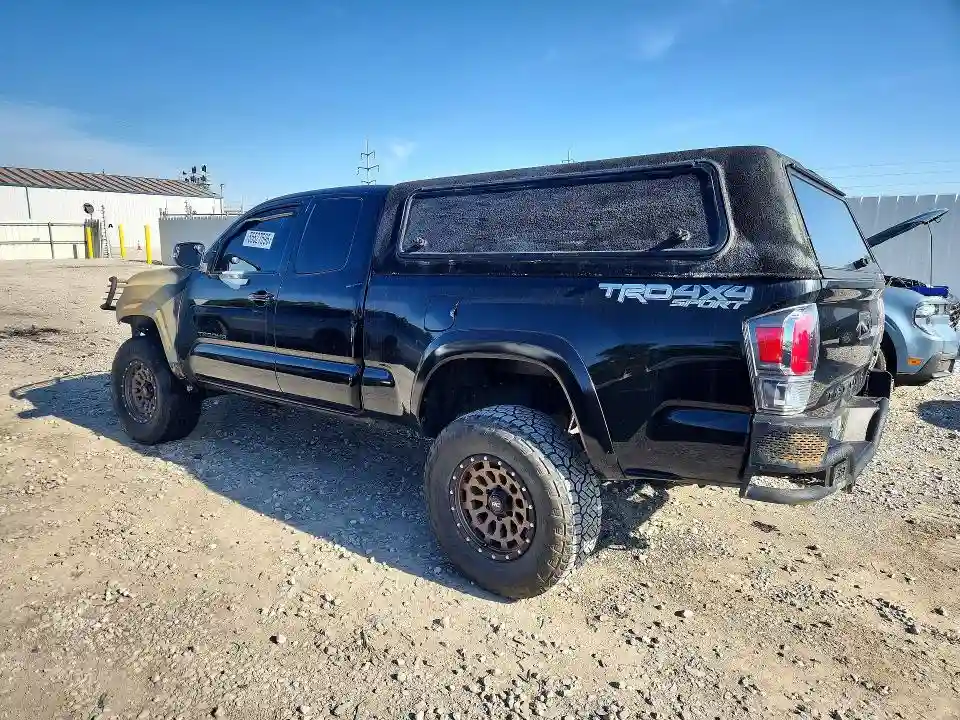 3TYSZ5AN8NT077777 2022 TOYOTA TACOMA-1