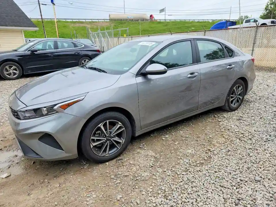 3KPF24AD3RE751823 2024 KIA FORTE LXS-0