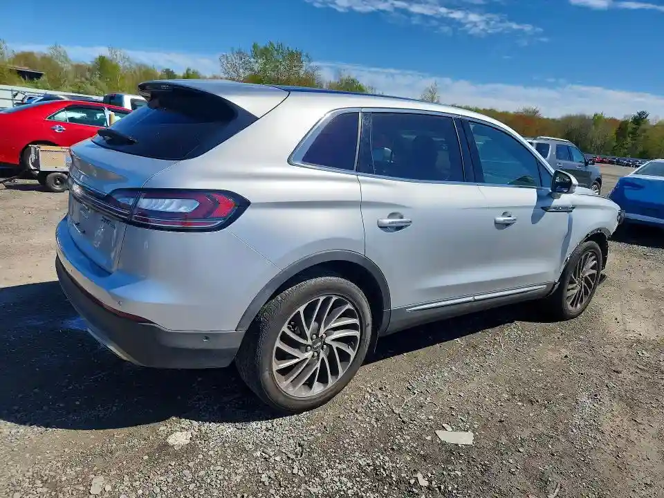 2LMPJ8L98KBL47825 2019 LINCOLN NAUTILUS-2