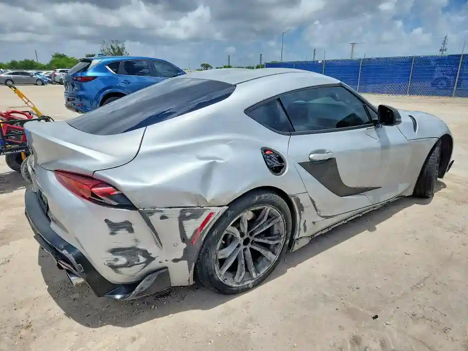 WZ1DB2C09NW049433 2022 TOYOTA GR SUPRA 2-2
