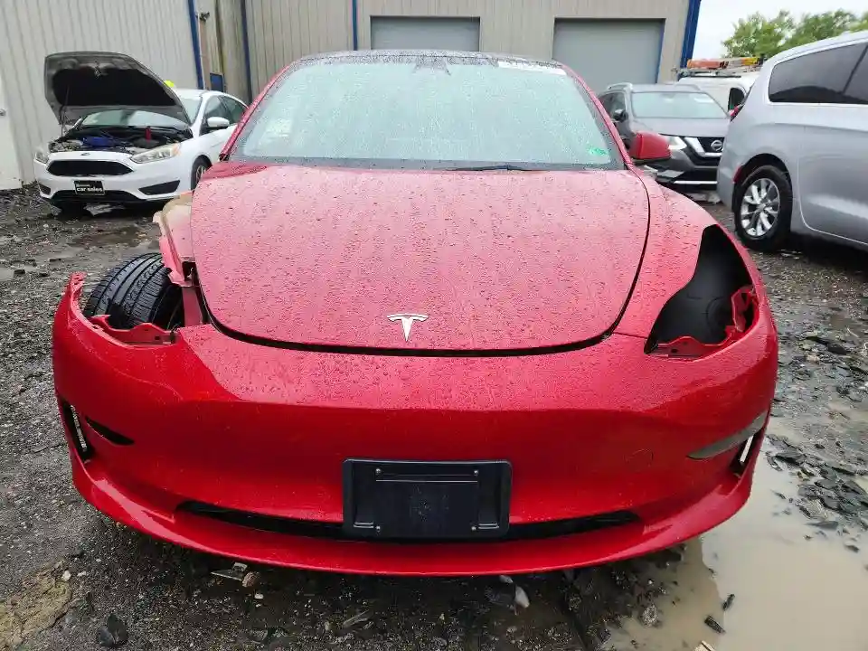 5YJ3E1EA4PF439008 2023 TESLA MODEL 3-4