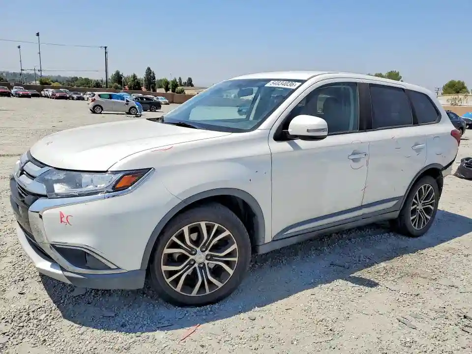 JA4AD3A38HZ070852 2017 MITSUBISHI OUTLANDER-0