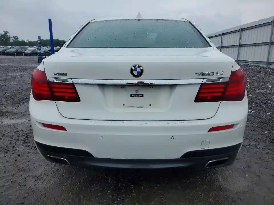 WBAYF8C57FD655150 2015 BMW 7 SERIES-5
