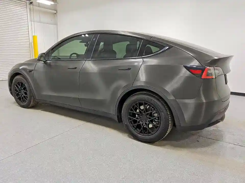 5YJYGDEE3MF108260 2021 TESLA MODEL Y-1