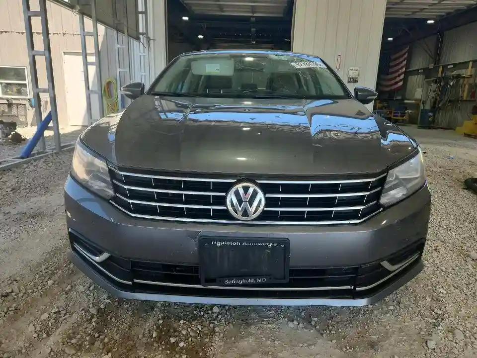 1VWLA7A34KC002702 2019 VOLKSWAGEN PASSAT-4