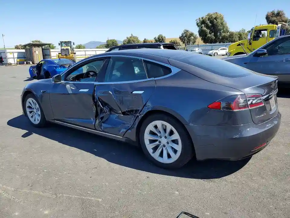 5YJSA1E29HF216707 2017 TESLA MODEL S-1