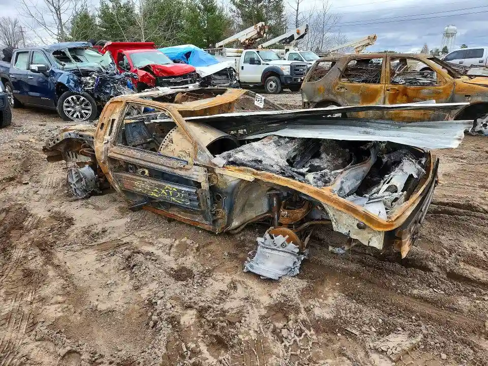 1G2PM37R6GP255301 1986 PONTIAC FIERO-3