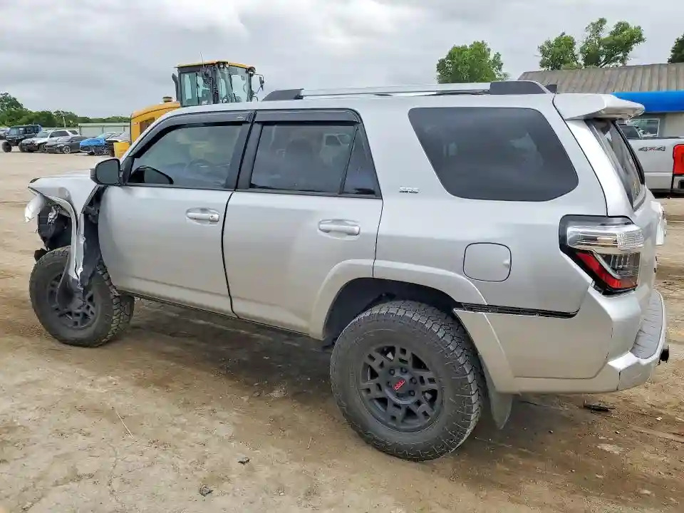 JTEMU5JR0N5993831 2022 TOYOTA 4RUNNER-1