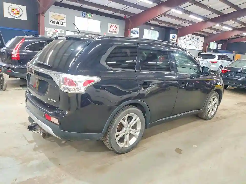 JA4AZ3A37FZ002542 2015 MITSUBISHI OUTLANDER-2