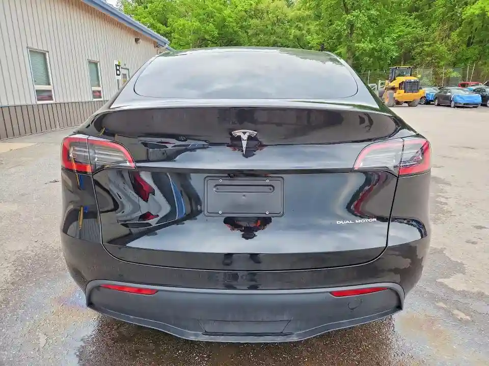 7SAYGDEE9SA355960 2025 TESLA MODEL Y-5
