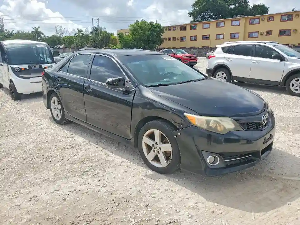 4T1BF1FK2EU787549 2014 TOYOTA CAMRY-3