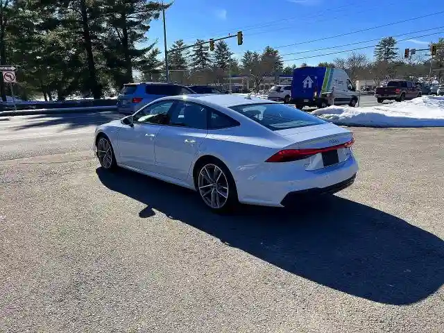 WAUVPBF22MN083202 2021 AUDI A7-2