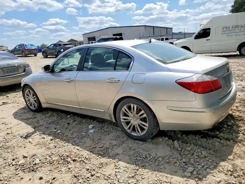 KMHGC4DF4BU113839 2011 HYUNDAI GENESIS-1
