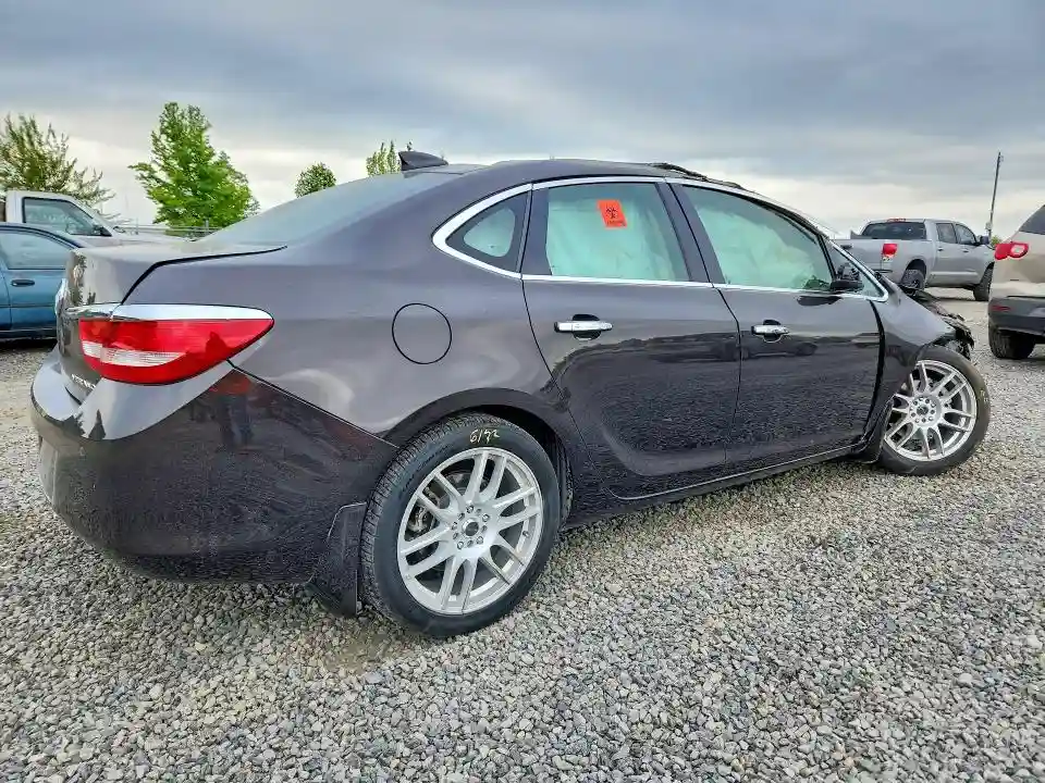 1G4PS5SK2F4110405 2015 BUICK VERANO-2