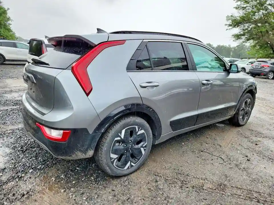 KNDCR3L12R5112582 2024 KIA NIRO-2