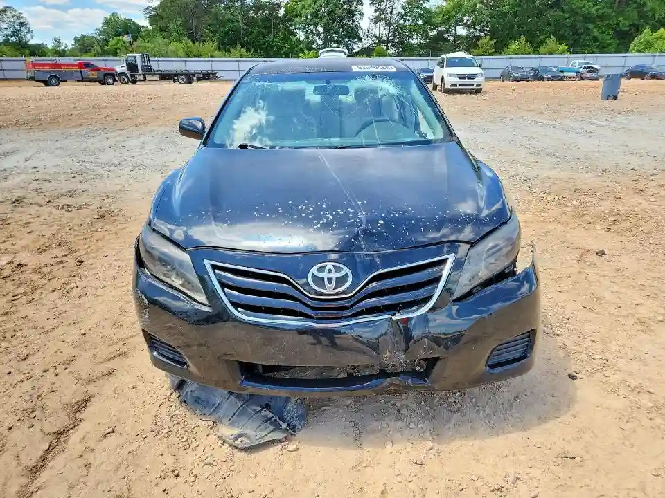 4T4BF3EK9BR179302 2011 TOYOTA CAMRY-4