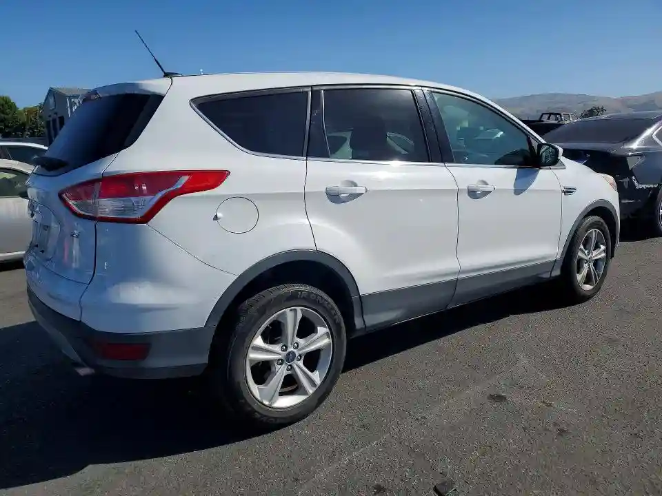 1FMCU0G72GUC80765 2016 FORD ESCAPE-2