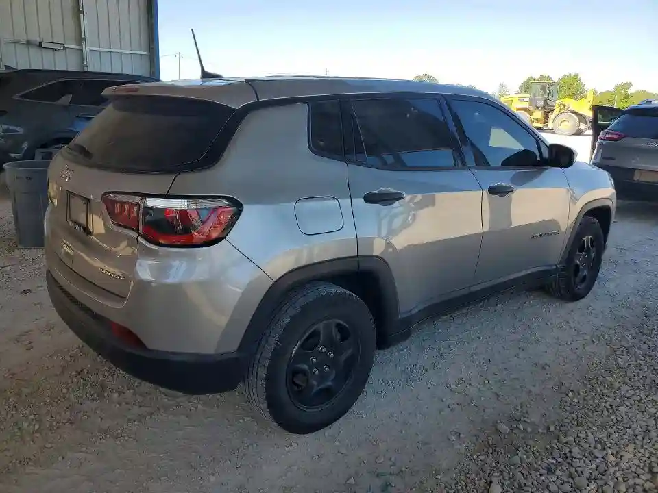 3C4NJCAB9MT531940 2021 JEEP COMPASS-2