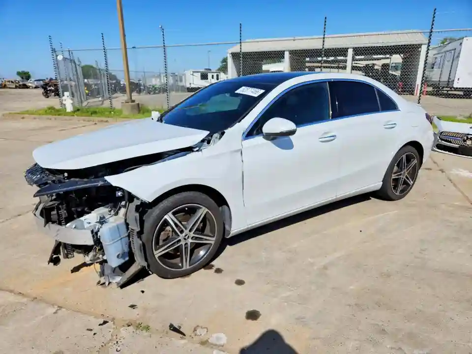 WDD3G4EB0KW021639 2019 MERCEDES-BENZ A-CLASS-0