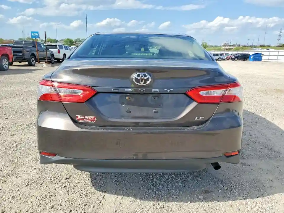 JTNB11HK2J3043266 2018 TOYOTA CAMRY-5
