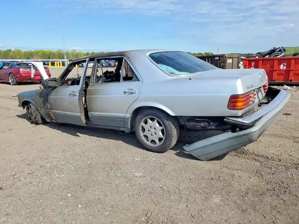 WDBCB20C3FA135570 1985 MERCEDES-BENZ S-CLASS-1