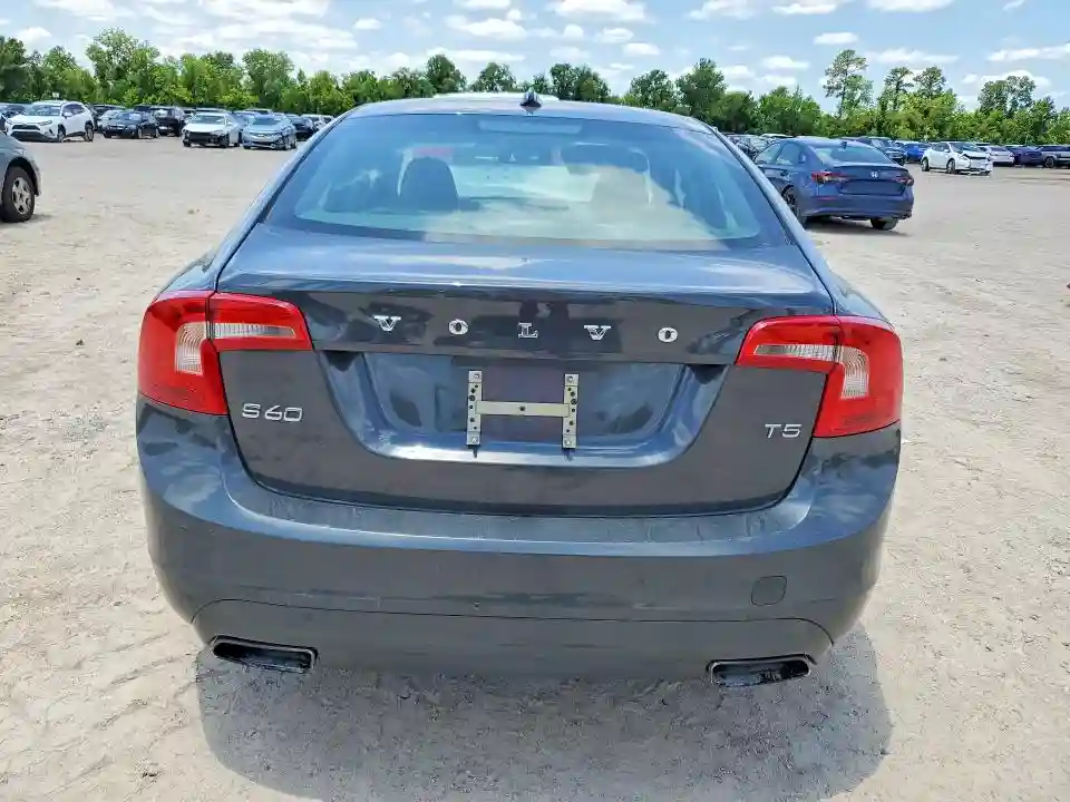 YV126MFB4F1307868 2015 VOLVO S60-5