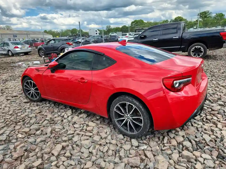 JF1ZNAA10H8703672 2017 TOYOTA 86-1
