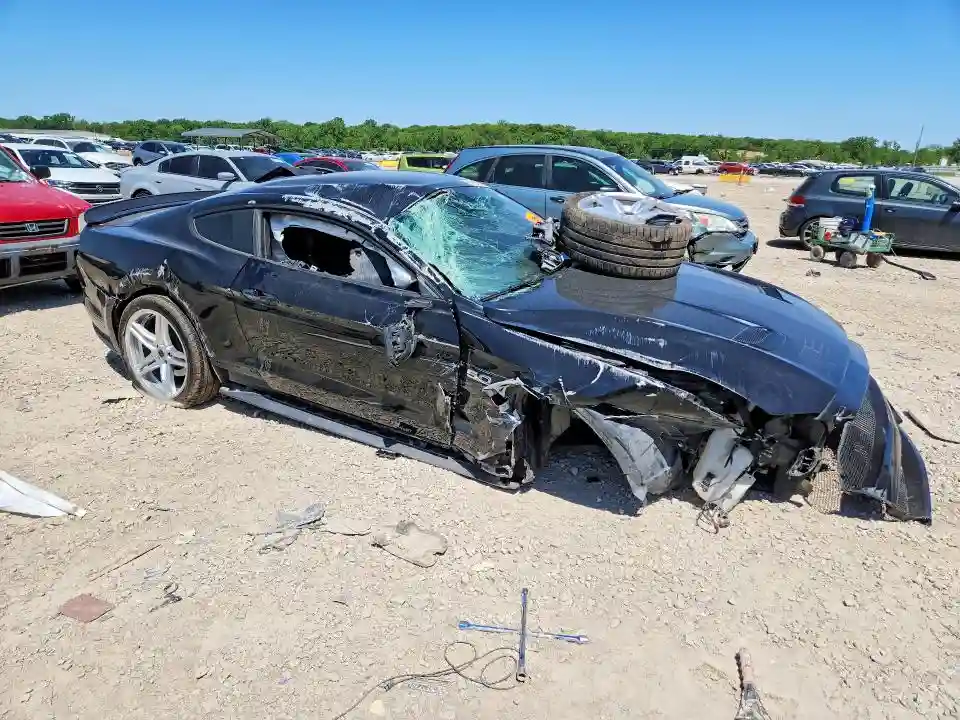 1FA6P8CF9J5126596 2018 FORD MUSTANG-3