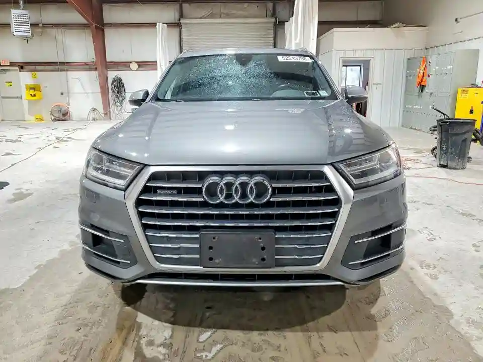 WA1LHAF71JD023890 2018 AUDI Q7-4