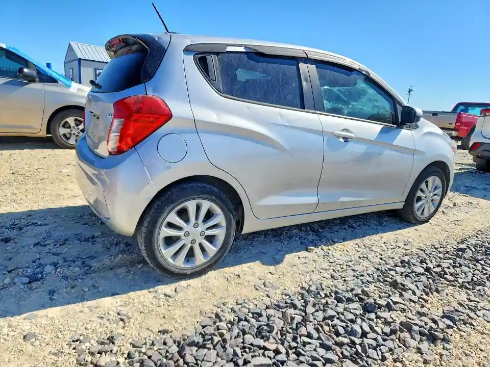KL8CD6SA2HC838933 2017 CHEVROLET SPARK-2