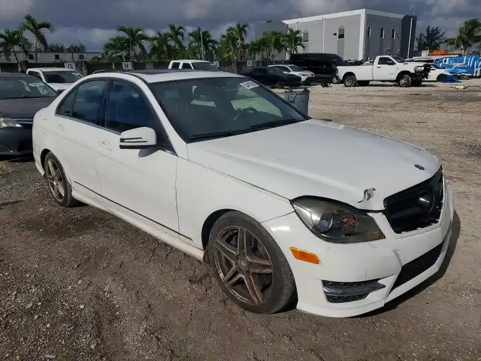 WDDGF8AB9DR242451 2013 MERCEDES-BENZ C-CLASS-3