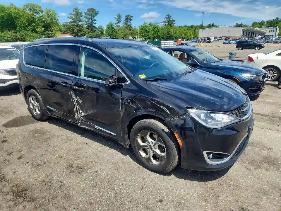 2C4RC1EG4HR577125 2017 CHRYSLER PACIFICA-3