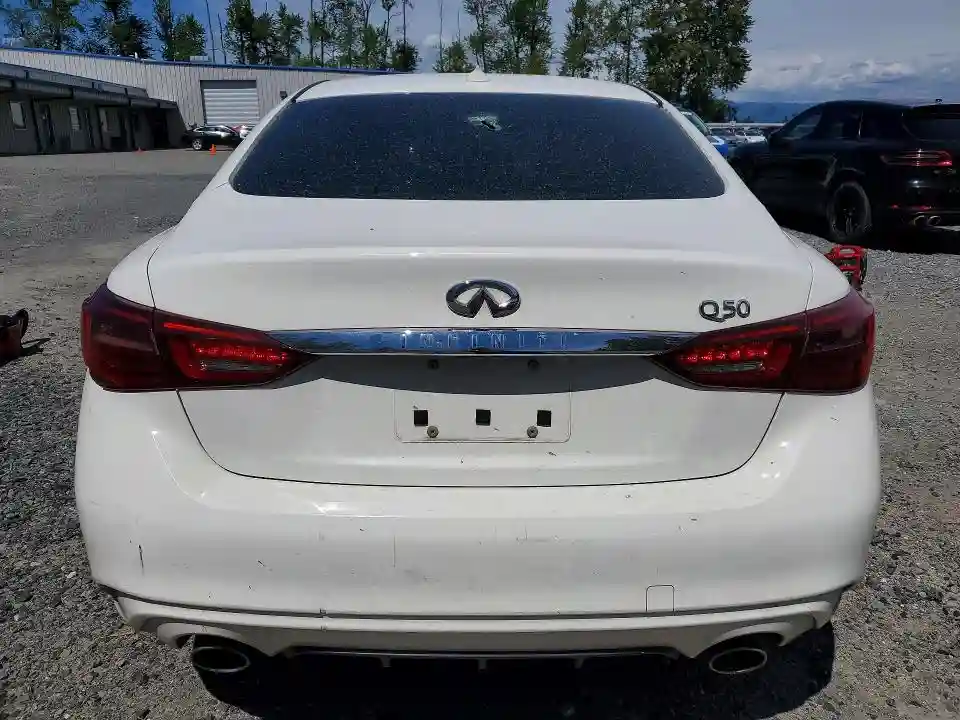 JN1CV7AP2JM240232 2018 INFINITI Q50-5
