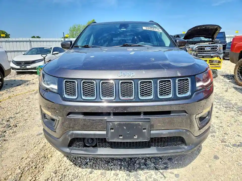 3C4NJDBB3HT654059 2017 JEEP COMPASS-4