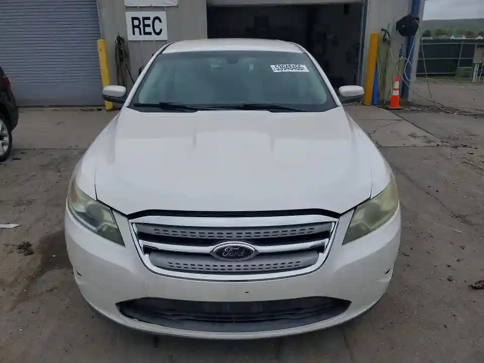 1FAHP2EW0BG183004 2011 FORD TAURUS-4