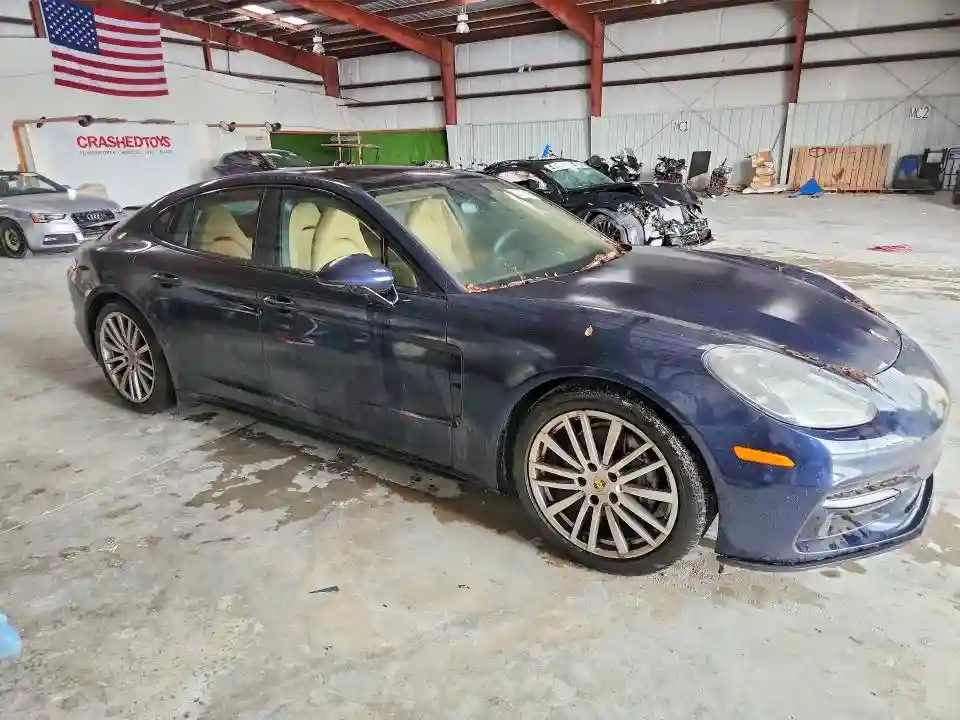 WP0AA2A72JL100755 2018 PORSCHE PANAMERA-3