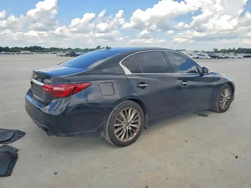 JN1EV7AR8KM555774 2019 INFINITI Q50-2