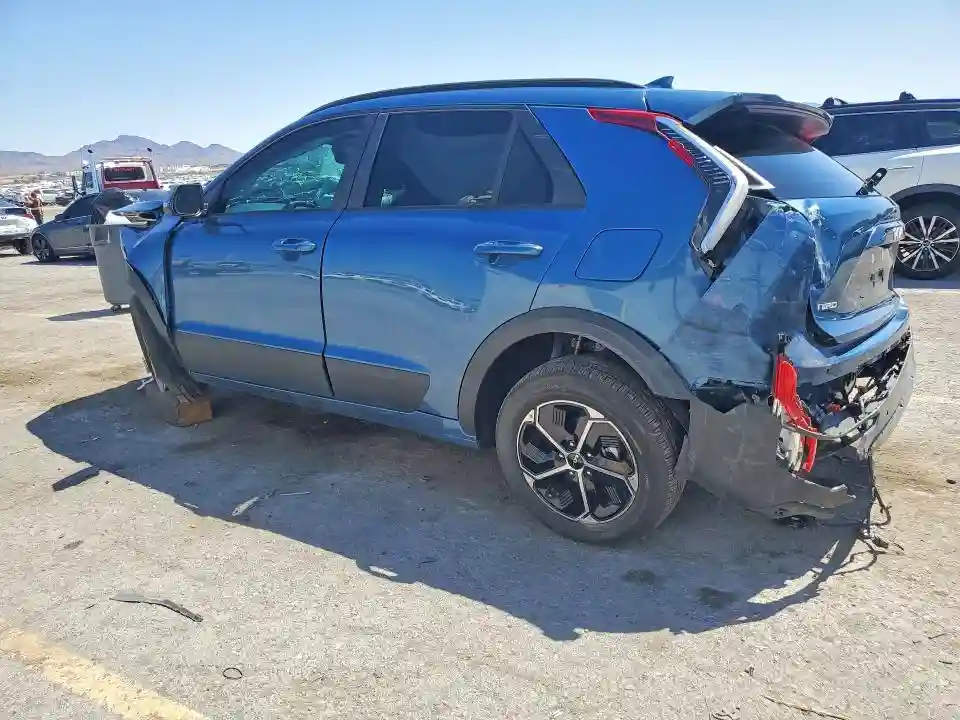 KNDCR3LE0S5306956 2025 KIA NIRO-1