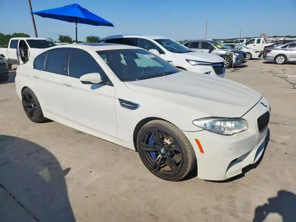 WBSFV9C53DC772996 2013 BMW M5-3