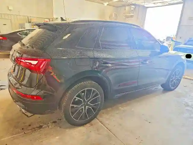 WA1B4AFY5M2041440 2021 AUDI SQ5-2