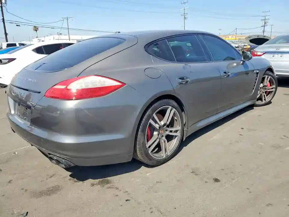 WP0AF2A75DL076568 2013 PORSCHE PANAMERA-2