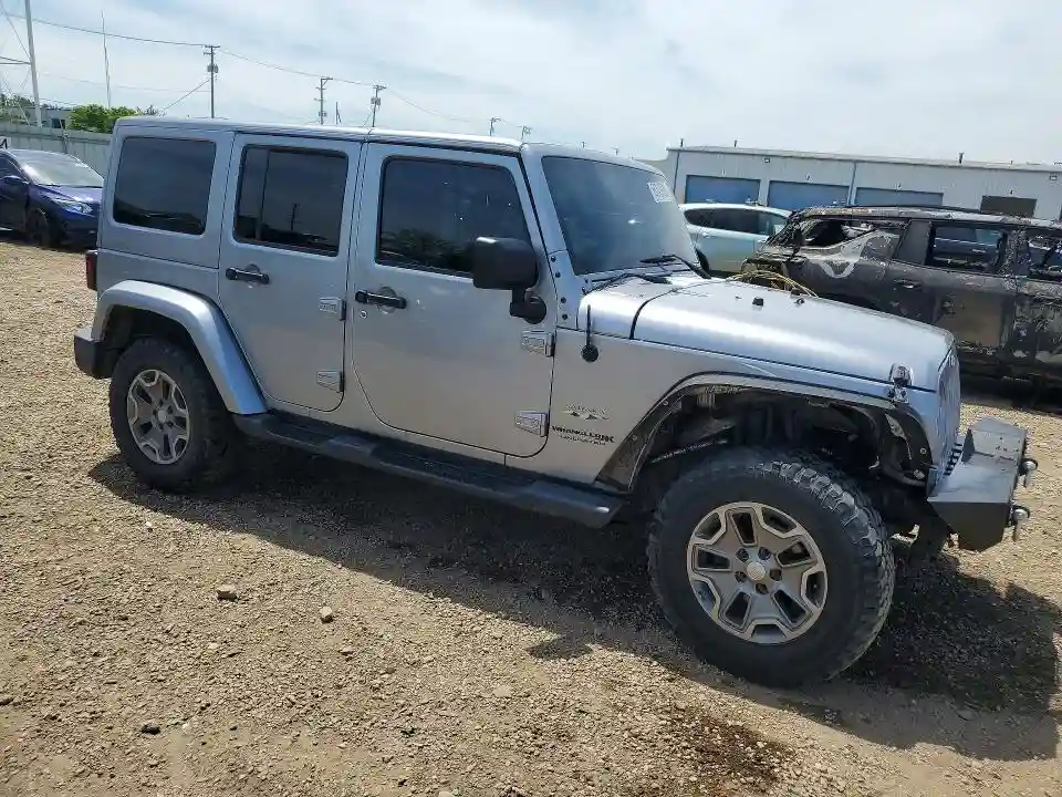 1C4BJWEGXJL806832 2018 JEEP WRANGLER-3
