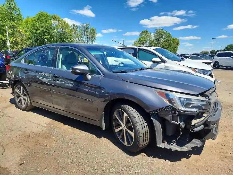 4S3BNAN66J3022677 2018 SUBARU LEGACY-3