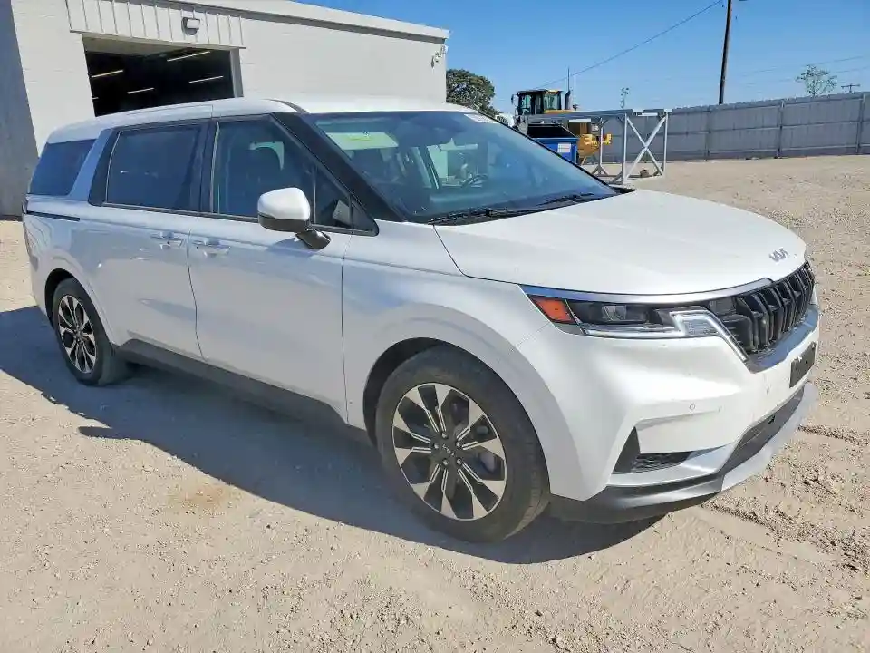 KNDNC5H37R6444009 2024 KIA CARNIVAL E-3